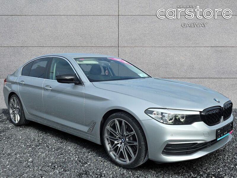 BMW 5-Series Image