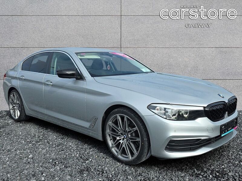 BMW 5-Series Image