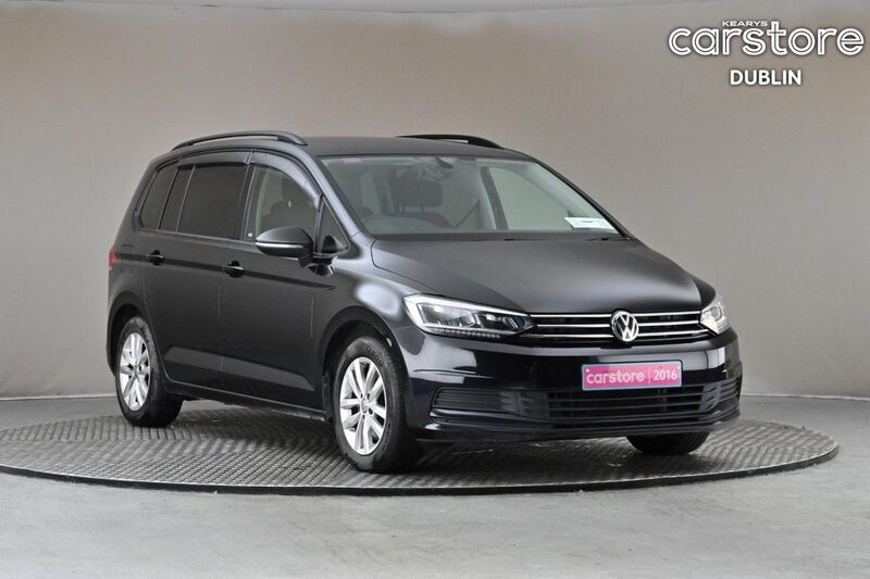 Volkswagen Touran Image