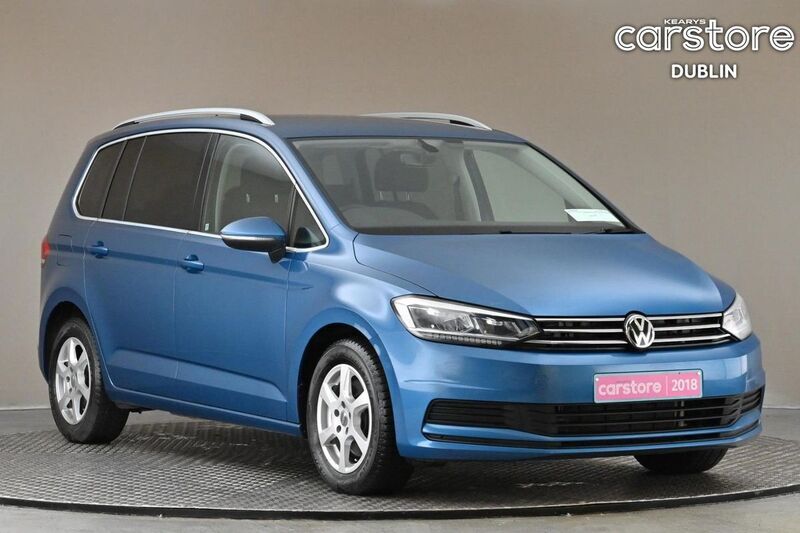 Volkswagen Touran Image