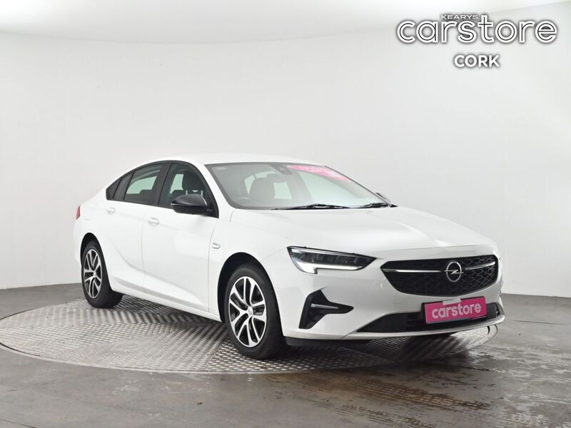 Opel Insignia Image