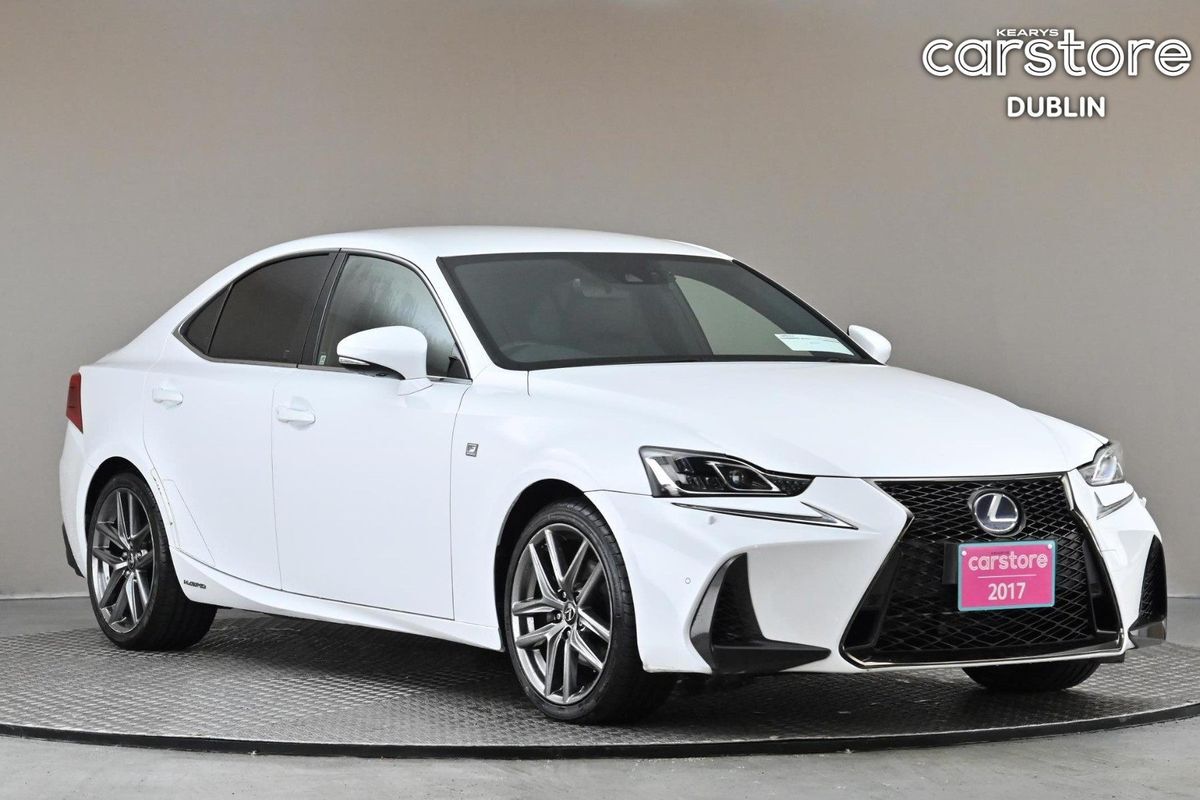 Lexus IS